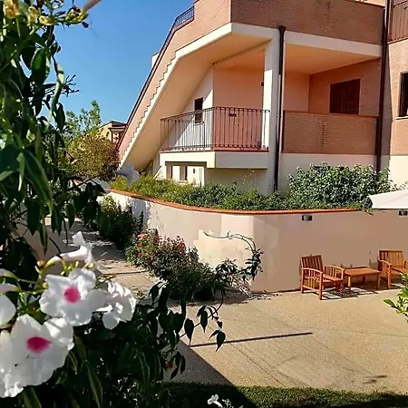 Prati Di Maja Alojamento de Acomodação e Pequeno-almoço 3*